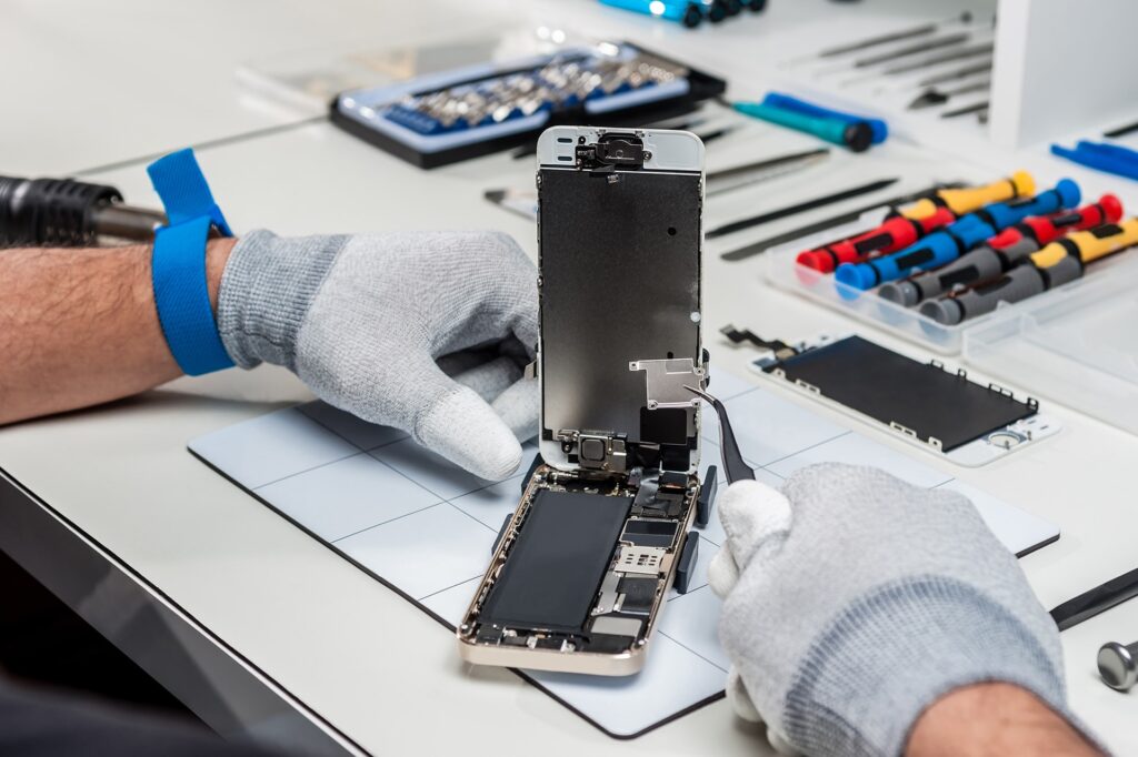 iPhone Service & Repair