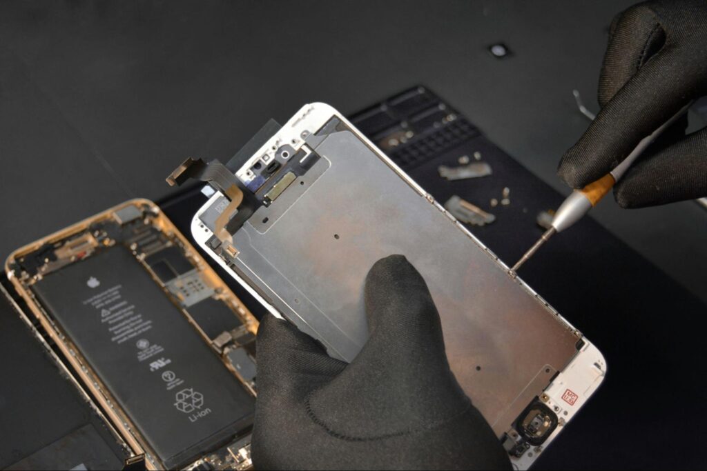 damage phone repair services chilliwack